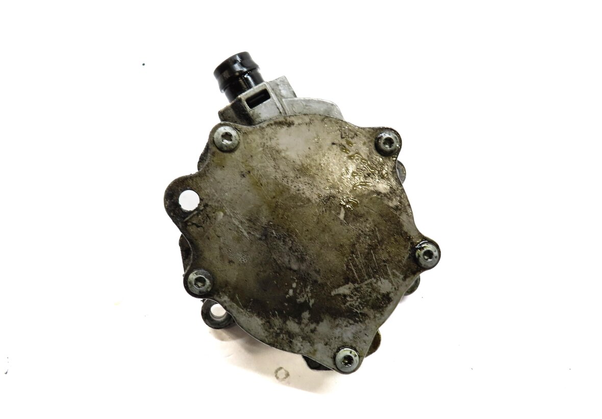 Thumbnail 4: 12-17 JAGUAR XE XF / RANGE ROVER EVOQUE DISCOVERY LR2 - 2.0L BRAKE VACUUM PUMP