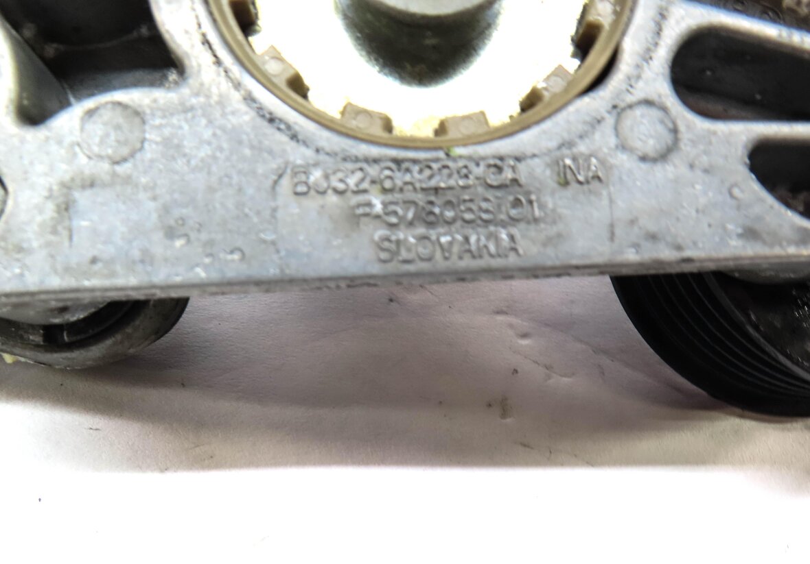 Thumbnail 6: 2012 LAND RANGE ROVER EVOQUE 2.0T AUTO AWD ENGINE BELT TENSIONER PULLEY