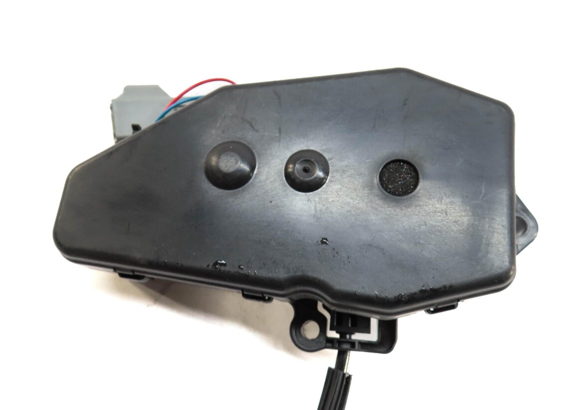 Thumbnail 5: 2012 LAND RANGE ROVER EVOQUE REAR TRUNK LOCK LATCH w/ ACTUATOR MOTOR & CABLE