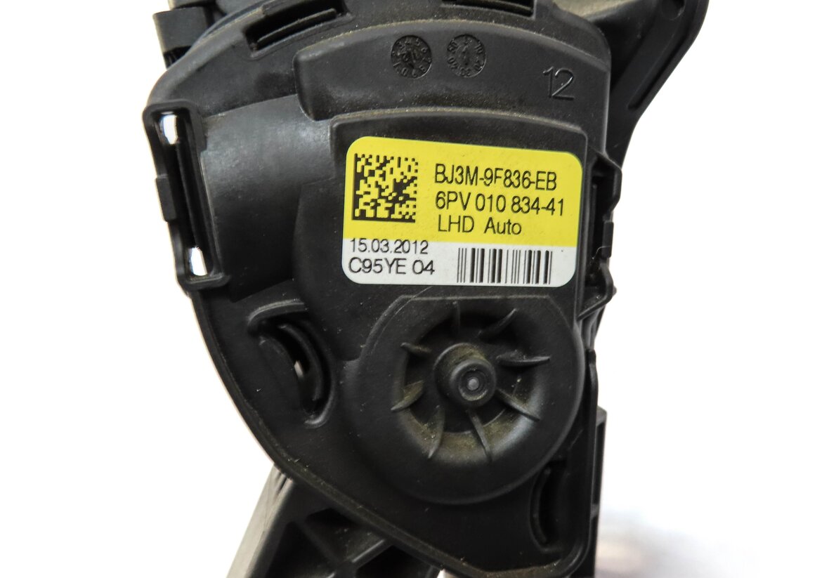 Thumbnail 5: 2012 LAND RANGE ROVER EVOQUE FRONT LEFT THROTTLE GAS PEDAL BJ3M9F836EB