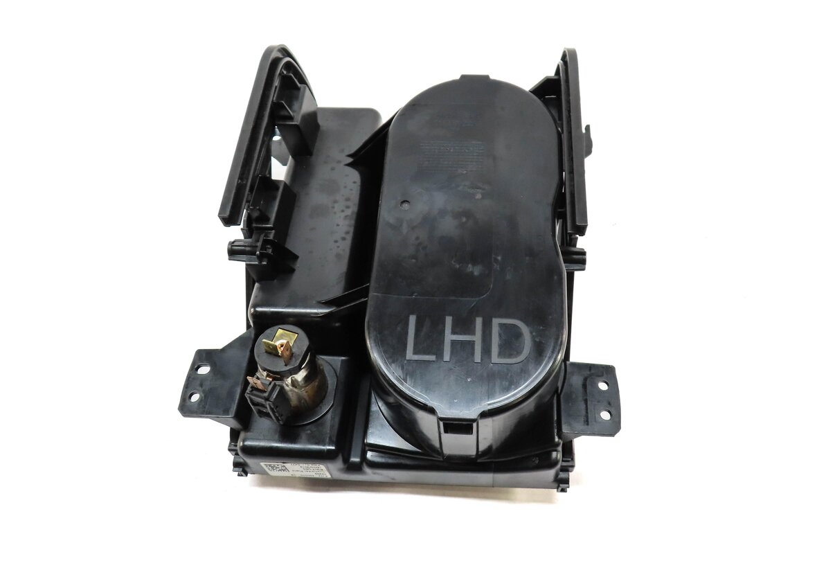Thumbnail 4: 2012 LAND RANGE ROVER EVOQUE FRONT CENTER CONSOLE CUPHOLDER w/ 12V SOCKET
