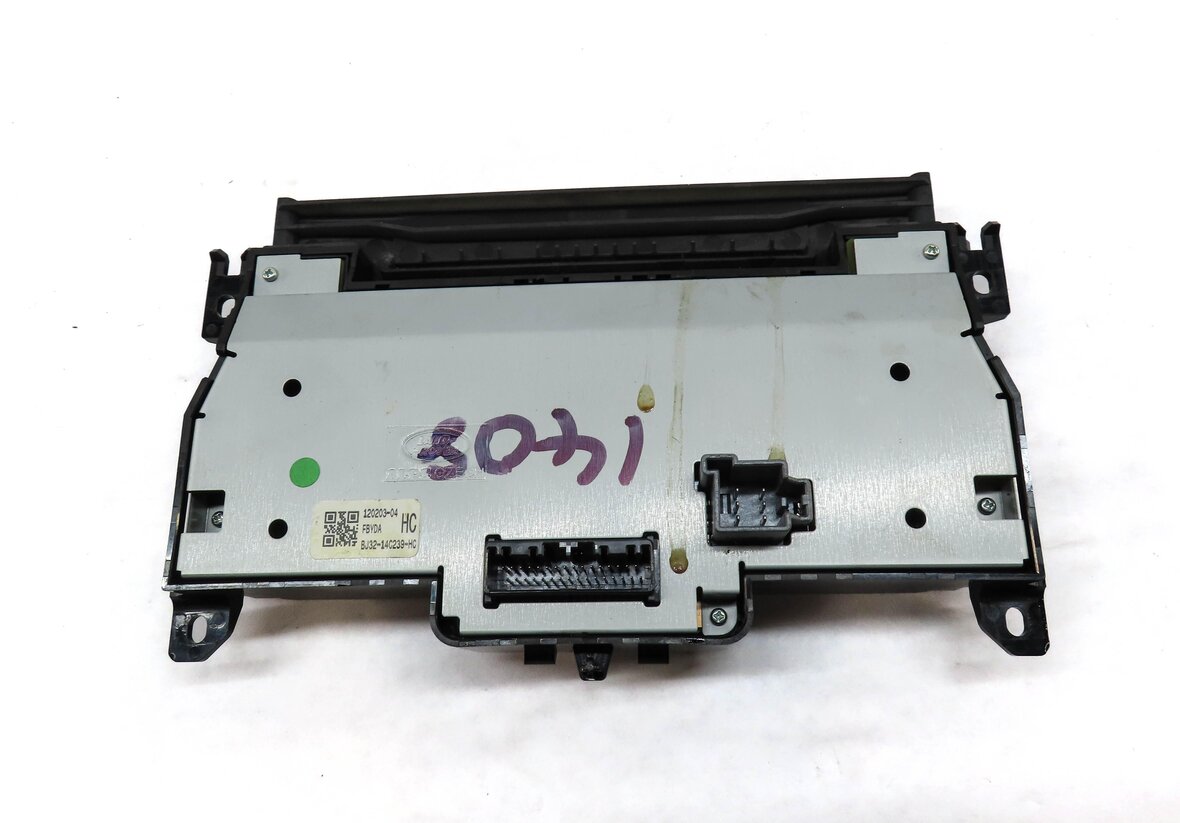Thumbnail 5: 12-13 RANGE ROVER EVOQUE (L538) HEATER A/C TEMPERATURE CONTROL w/ HEATED SEAT
