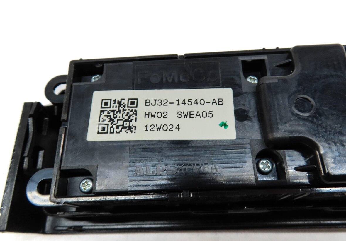 Thumbnail 5: 2012-2019 RANGE ROVER EVOQUE (L538) LEFT FRONT DRIVER P-FOLD WINDOW SWITCH