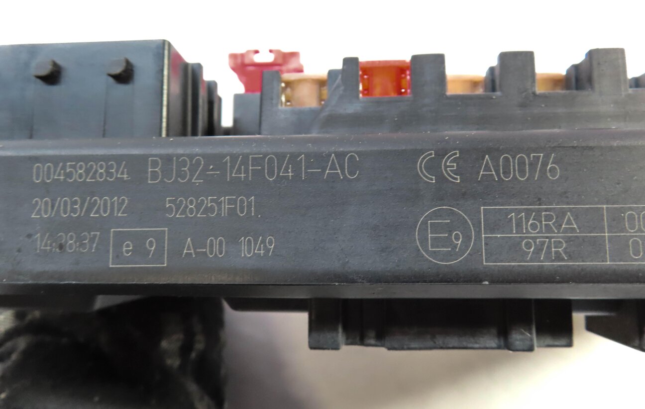 Thumbnail 12: 2012 LAND RANGE ROVER EVOQUE 2.0T ECM BCM FUSE SPEEDOMETER ENGINE MODULE KEY SET