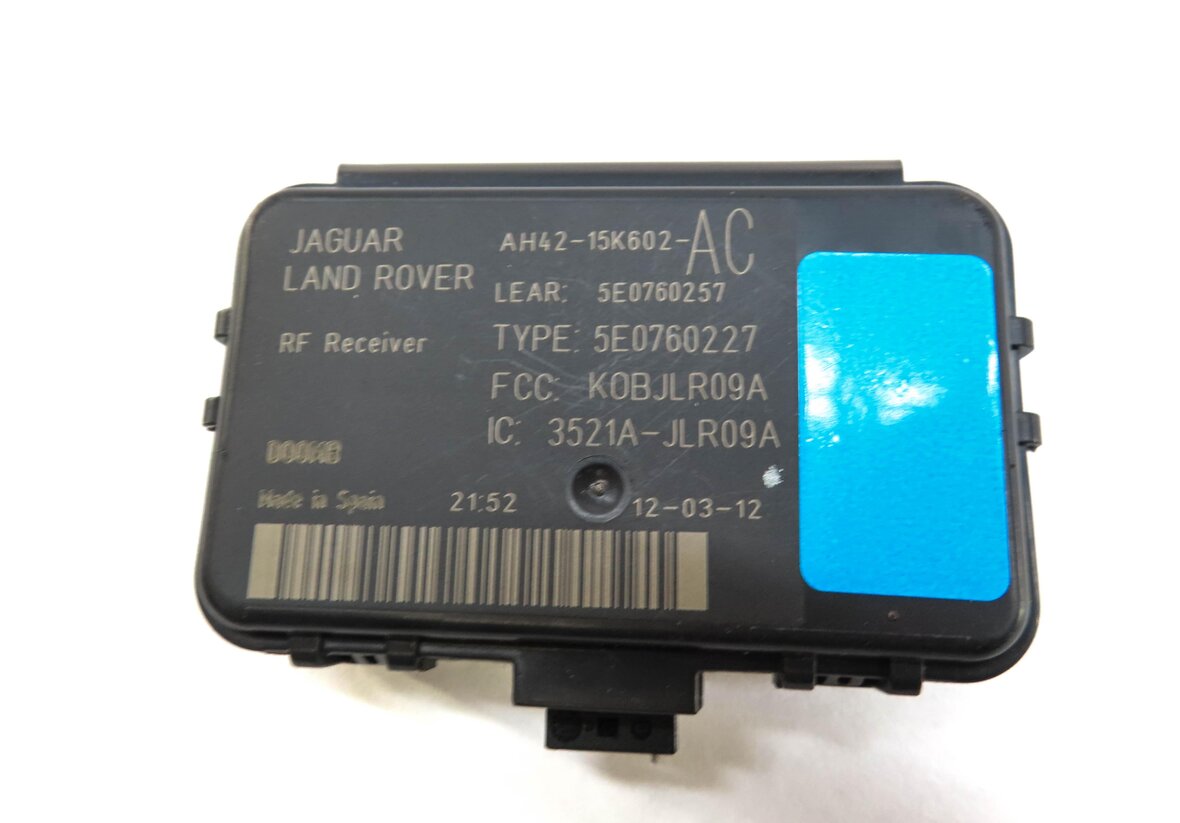 Thumbnail 14: 2012 LAND RANGE ROVER EVOQUE 2.0T ECM BCM FUSE SPEEDOMETER ENGINE MODULE KEY SET