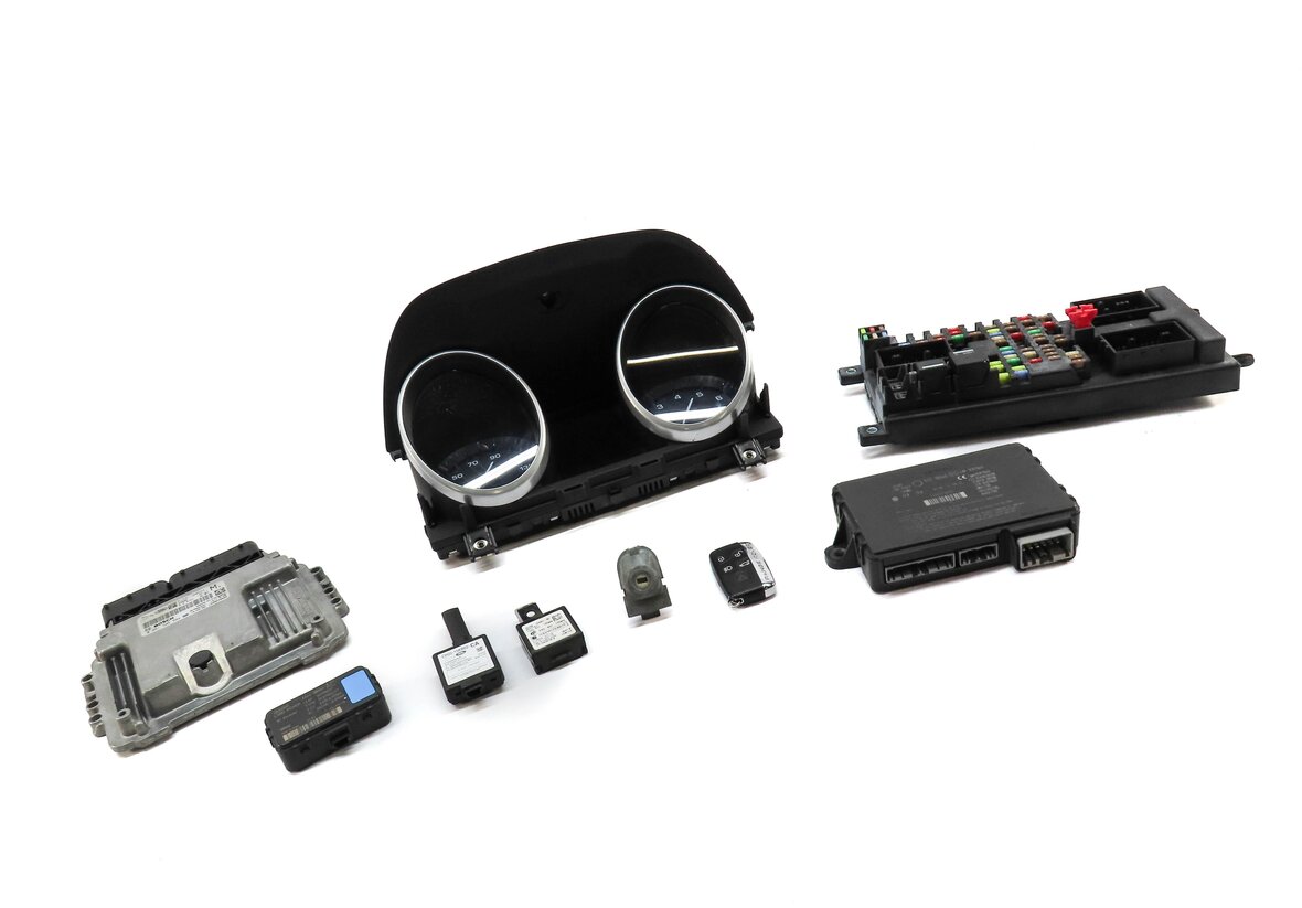 Thumbnail 21: 2012 LAND RANGE ROVER EVOQUE 2.0T ECM BCM FUSE SPEEDOMETER ENGINE MODULE KEY SET