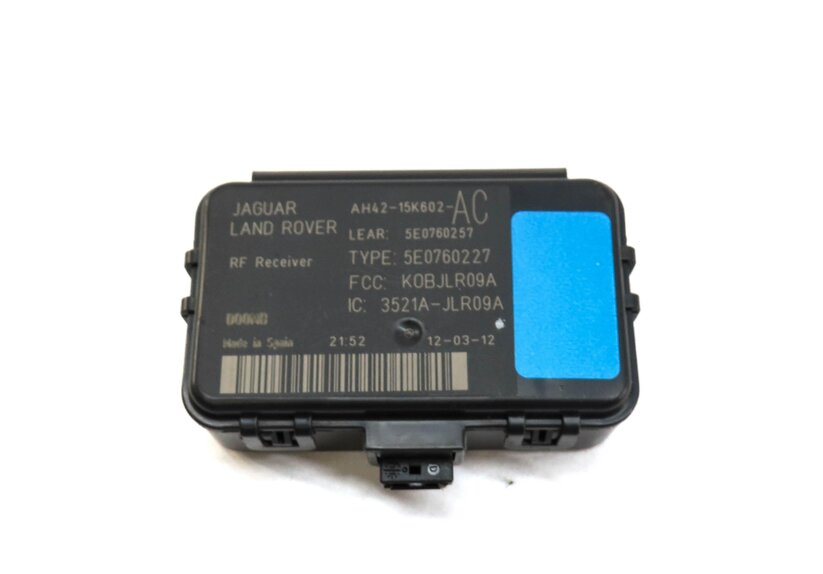 Thumbnail 6: 2012 LAND RANGE ROVER EVOQUE 2.0T ECM BCM FUSE SPEEDOMETER ENGINE MODULE KEY SET
