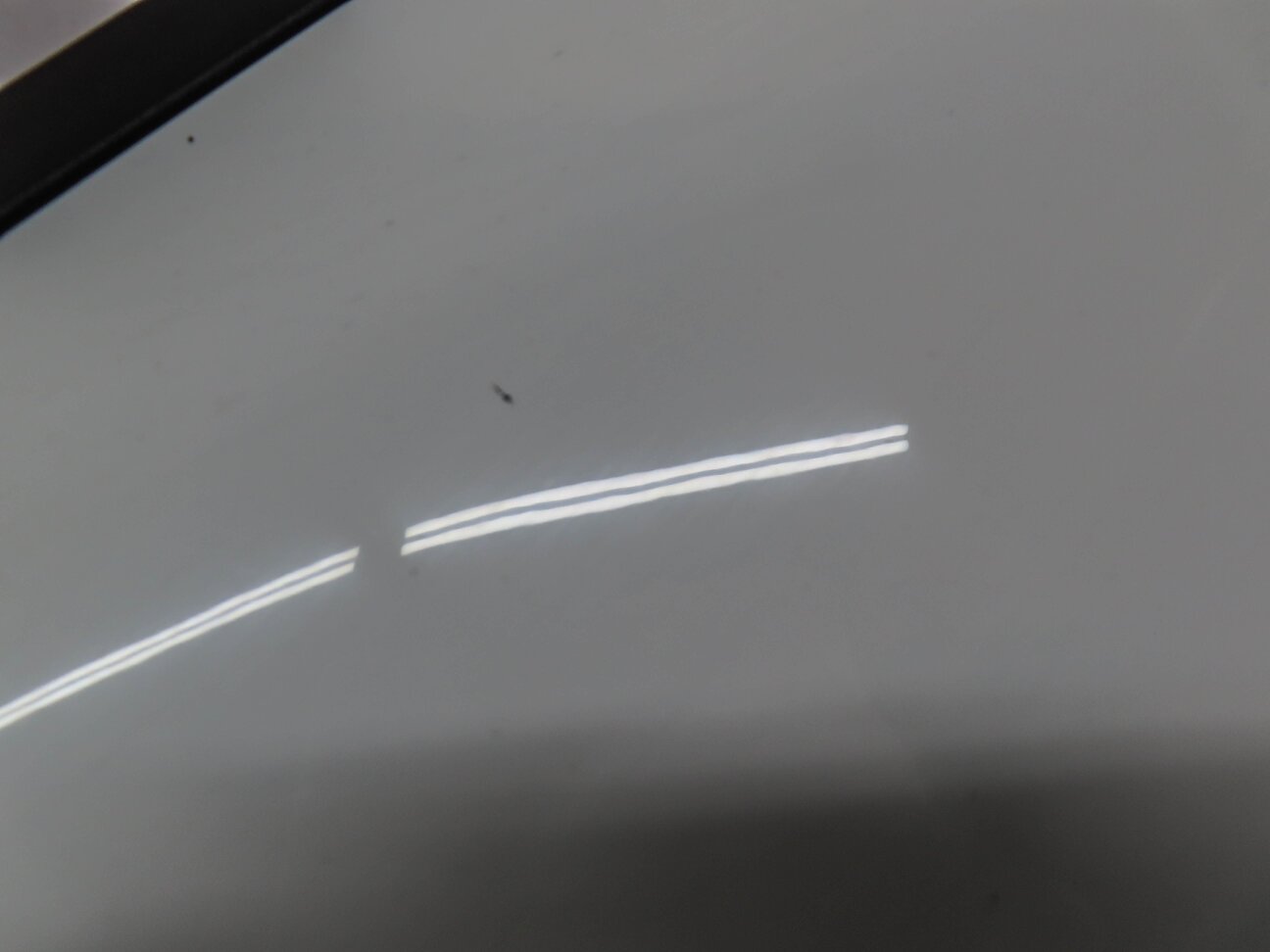 Thumbnail 6: 2012 LAND RANGE ROVER EVOQUE REAR RIGHT LOWER DOOR TRIM MOULDING (WHITE)
