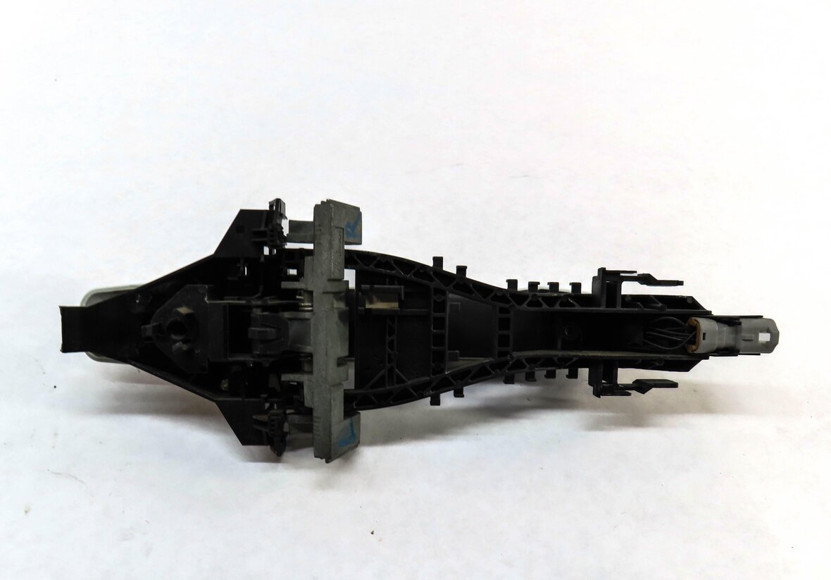Thumbnail 4: 12-17 RANGE ROVER SPORT EVOQUE (L405 L494) LEFT REAR PASSIVE DOOR HANDLE (WHITE)