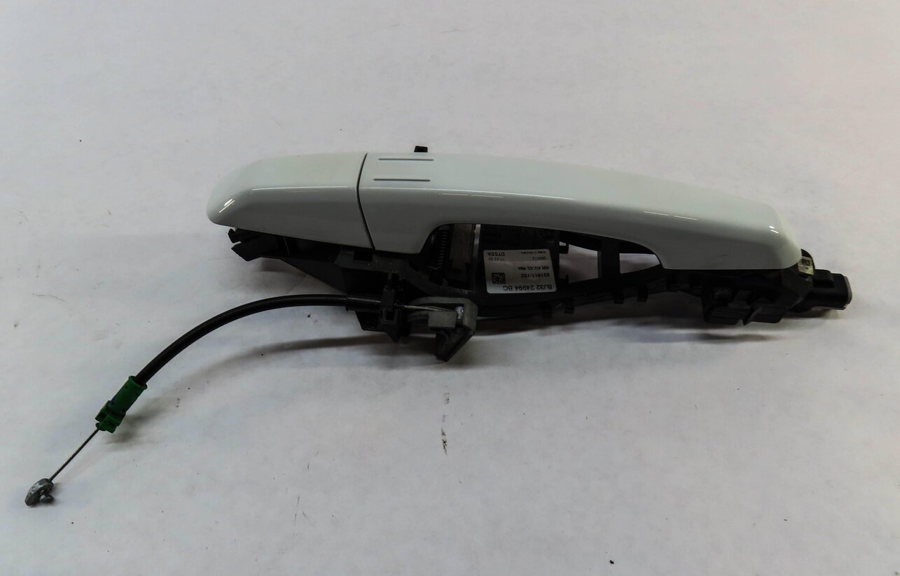 Thumbnail 3: 12-17 RANGE ROVER SPORT EVOQUE (L405 L494) RIGHT REAR PASSIVE DOOR HANDLE WHITE