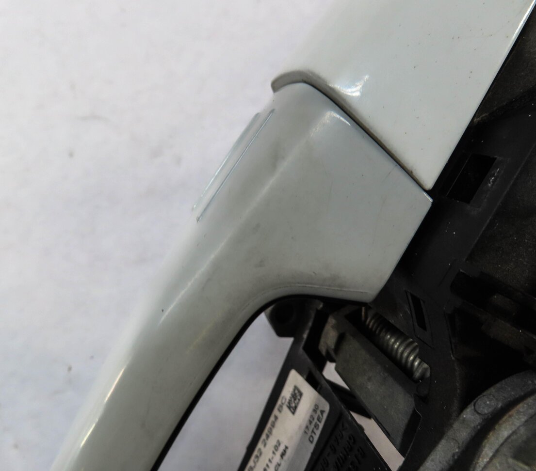 Thumbnail 6: 12-17 RANGE ROVER SPORT EVOQUE (L405 L494) RIGHT REAR PASSIVE DOOR HANDLE WHITE