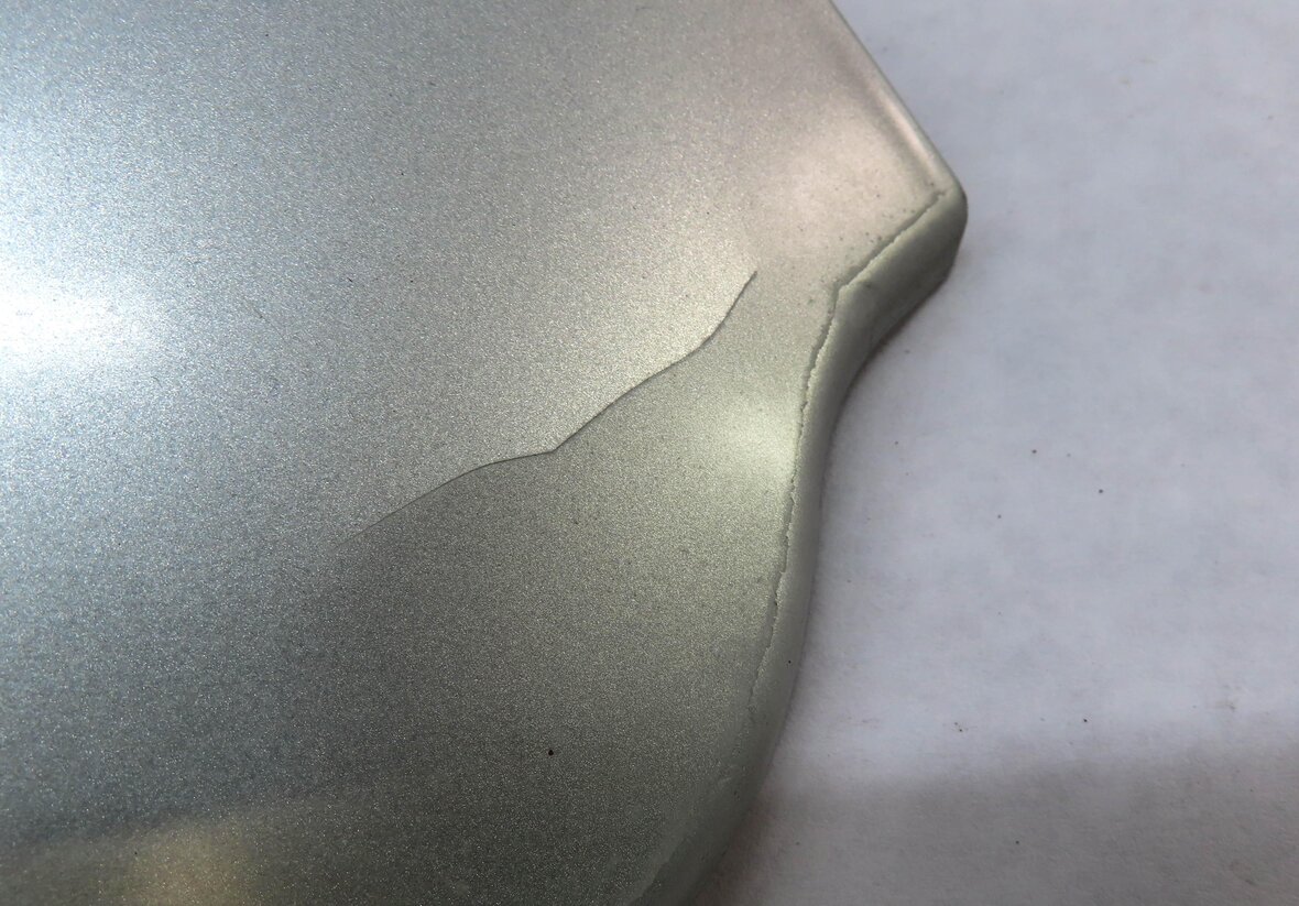Thumbnail 7: 2012 LAND RANGE ROVER EVOQUE REAR RIGHT EXHAUST MUFFLER SURROUND TRIM SILVER