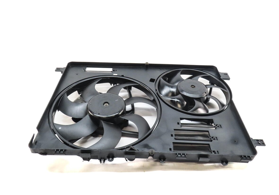 Thumbnail 3: 12-17 LR2 DISCOVERY SPORT RANGE ROVER EVOQUE (L538 L550) RADIATOR COOLING FAN