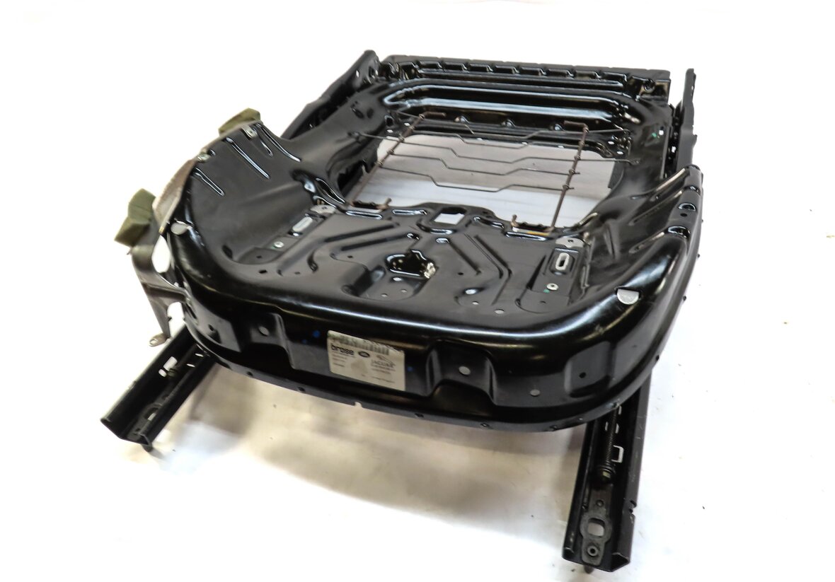 Thumbnail 2: 2012-2015 RANGE ROVER EVOQUE (L538) RIGHT FRONT PASSENGER SEAT TRACK w/ MOTORS