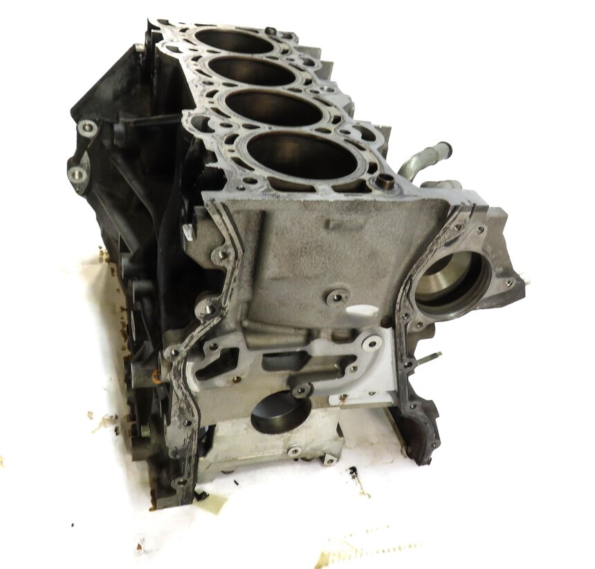 Thumbnail 3: 12-17 LAND ROVER LR2 DISCOVERY SPT EVOQUE (L538 L550) 2.0L TURBO CYLINDER BLOCK
