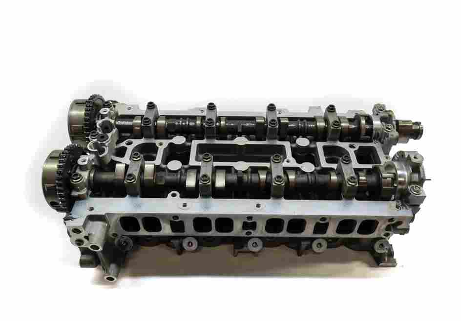Thumbnail 3: 2012-2017 LR2 DISCOVERY SPORT EVOQUE (L538 L550) 2.0L TURBO ENGINE CYLINDER HEAD