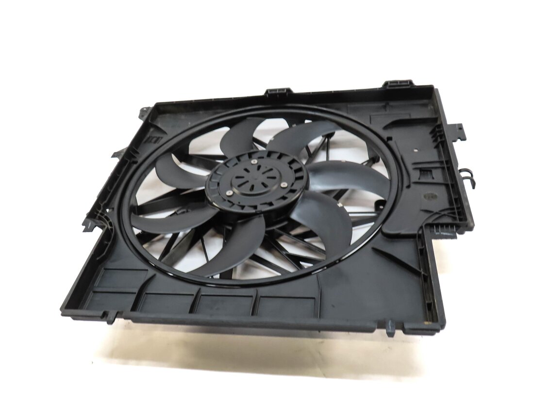 Thumbnail 2: 2013-2018 BMW X3 X4 (F25 F26) 2.0L N20 TURBO ENGINE - RADIATOR COOLING FAN