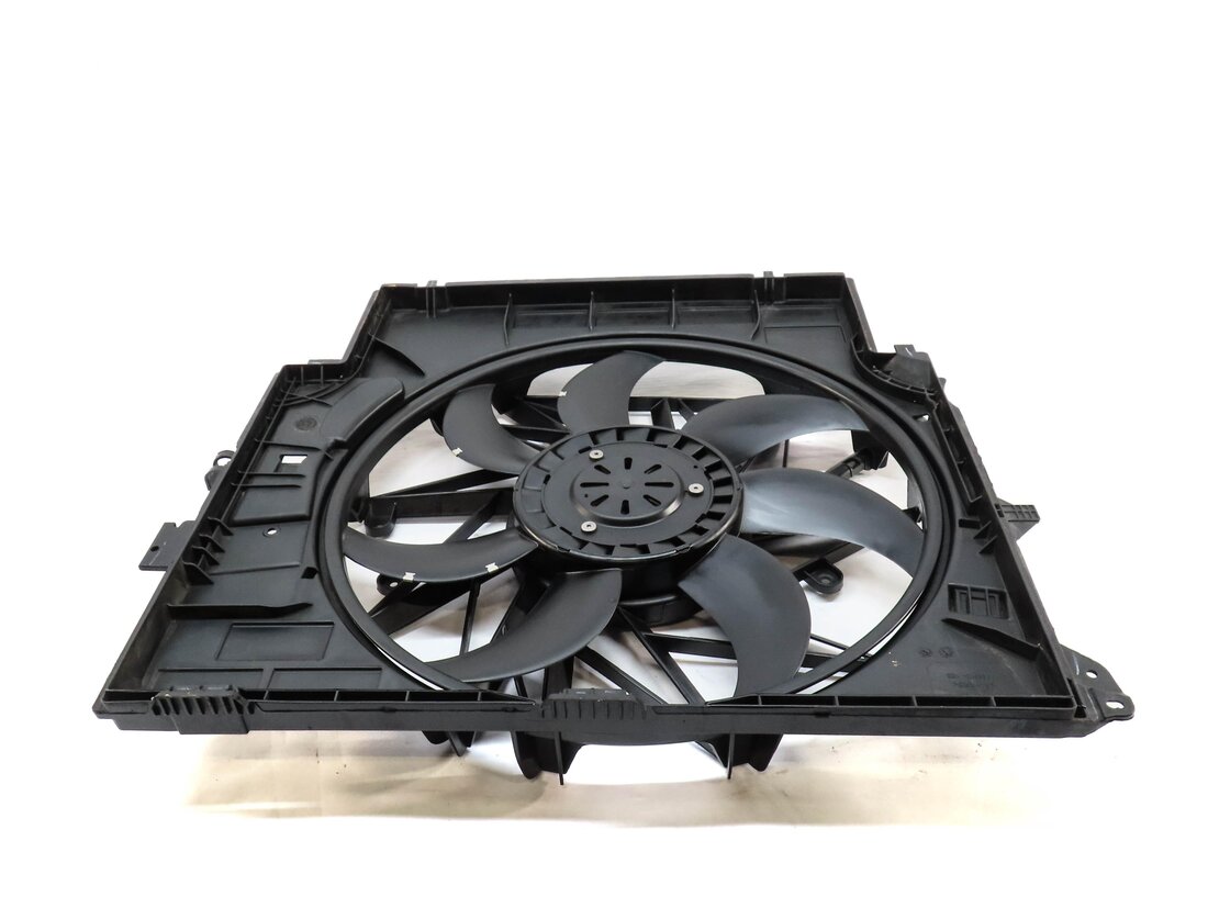 Thumbnail 3: 2013-2018 BMW X3 X4 (F25 F26) 2.0L N20 TURBO ENGINE - RADIATOR COOLING FAN