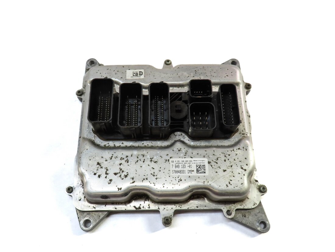 Thumbnail 4: 13 BMW X3 F25 2.0L TURBO N20 IMMOBILIZER BODY ENGINE CONTROL MODULE KEY SET FOB