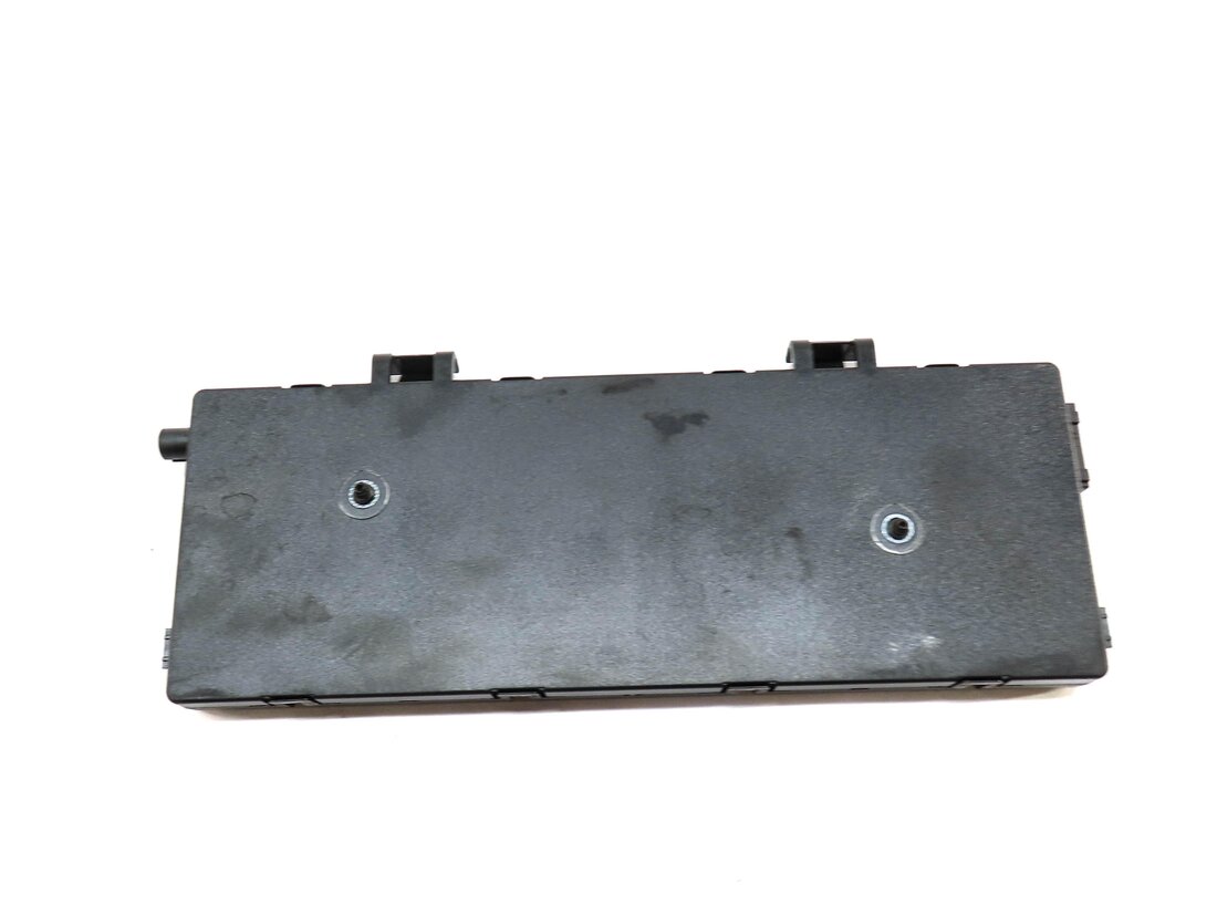 Thumbnail 3: 2013 BMW X3 (F25) RADIO STEREO ANTENNA DIVERSITY CONTROL MODULE 9276061