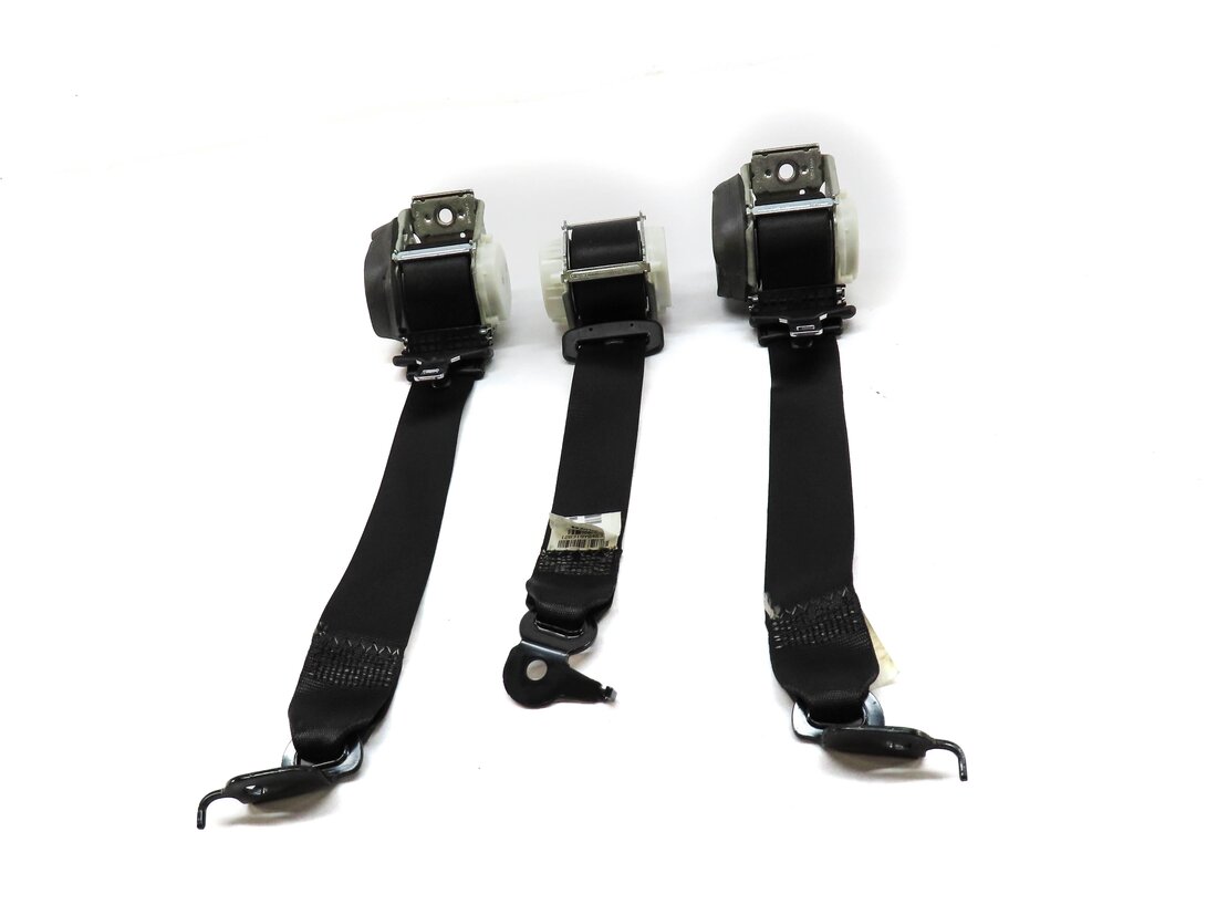 Thumbnail 2: 2013 BMW X3 (F25) REAR LEFT & RIGHT 2ND ROW SEATBELT RETACTOR SET 2 (BLACK)