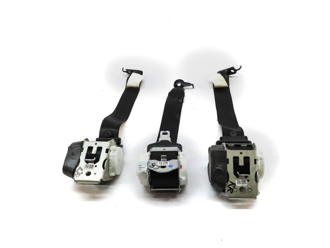 Thumbnail 3: 2013 BMW X3 (F25) REAR LEFT & RIGHT 2ND ROW SEATBELT RETACTOR SET 2 (BLACK)