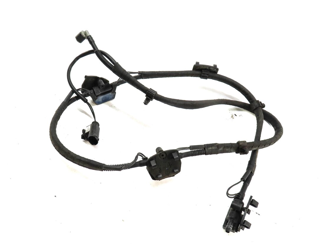 Thumbnail 1: 2013 BMW X3 (F25) FRONT WINDSHIELD WIPER SQUIRTER NOZZLES SET 2 w/ HOSE PIPE