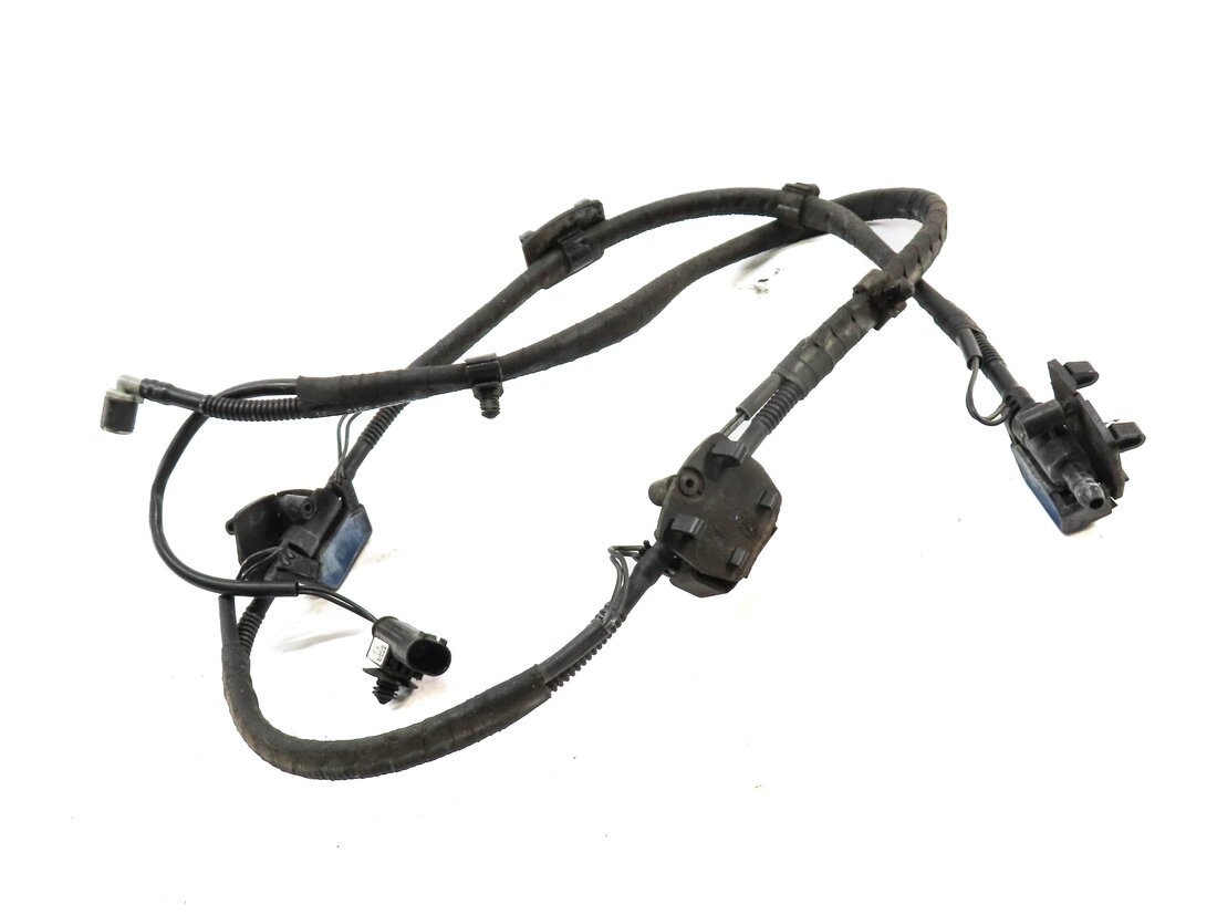 Thumbnail 2: 2013 BMW X3 (F25) FRONT WINDSHIELD WIPER SQUIRTER NOZZLES SET 2 w/ HOSE PIPE