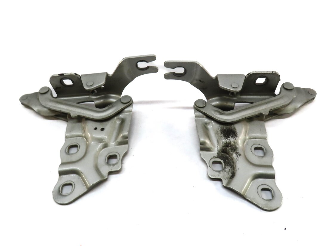 11-18 BMW X3 X4 (F25 F26) FRONT LEFT & RIGHT HOOD HINGE SET-2 (MINERAL SILVER)