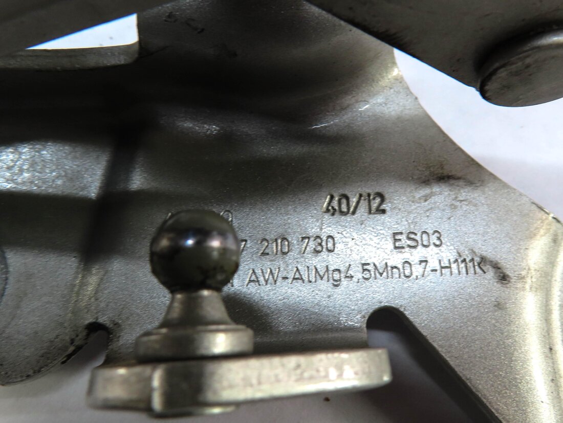 Thumbnail 8: 11-18 BMW X3 X4 (F25 F26) FRONT LEFT & RIGHT HOOD HINGE SET-2 (MINERAL SILVER)