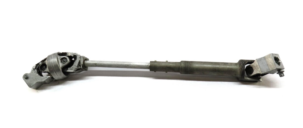 Thumbnail 2: 2013 BMW X3 (F25) FRONT LEFT FOOTWELL STEERING COLUMN U-JOINT SWIVEL SHAFT
