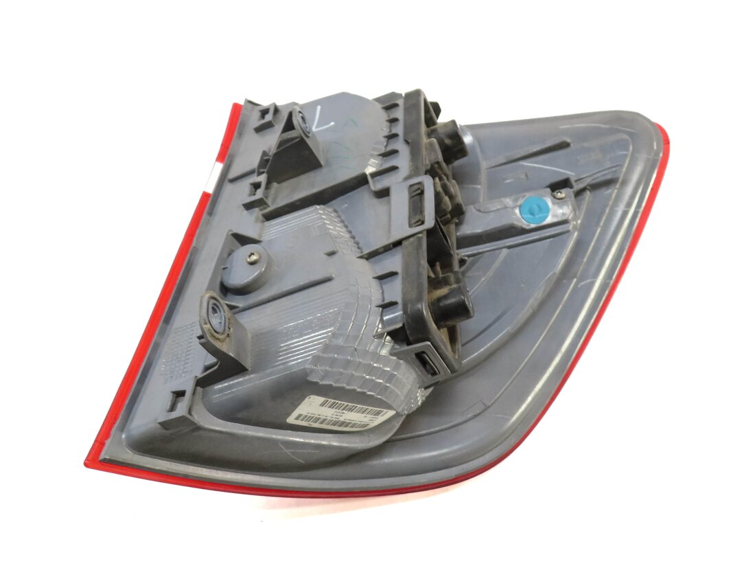 Thumbnail 3: 11-17 BMW X3 F25 LEFT DRIVER REAR OUTER INCANDESCENT TAILLIGHT BRAKE LAMP OPT522