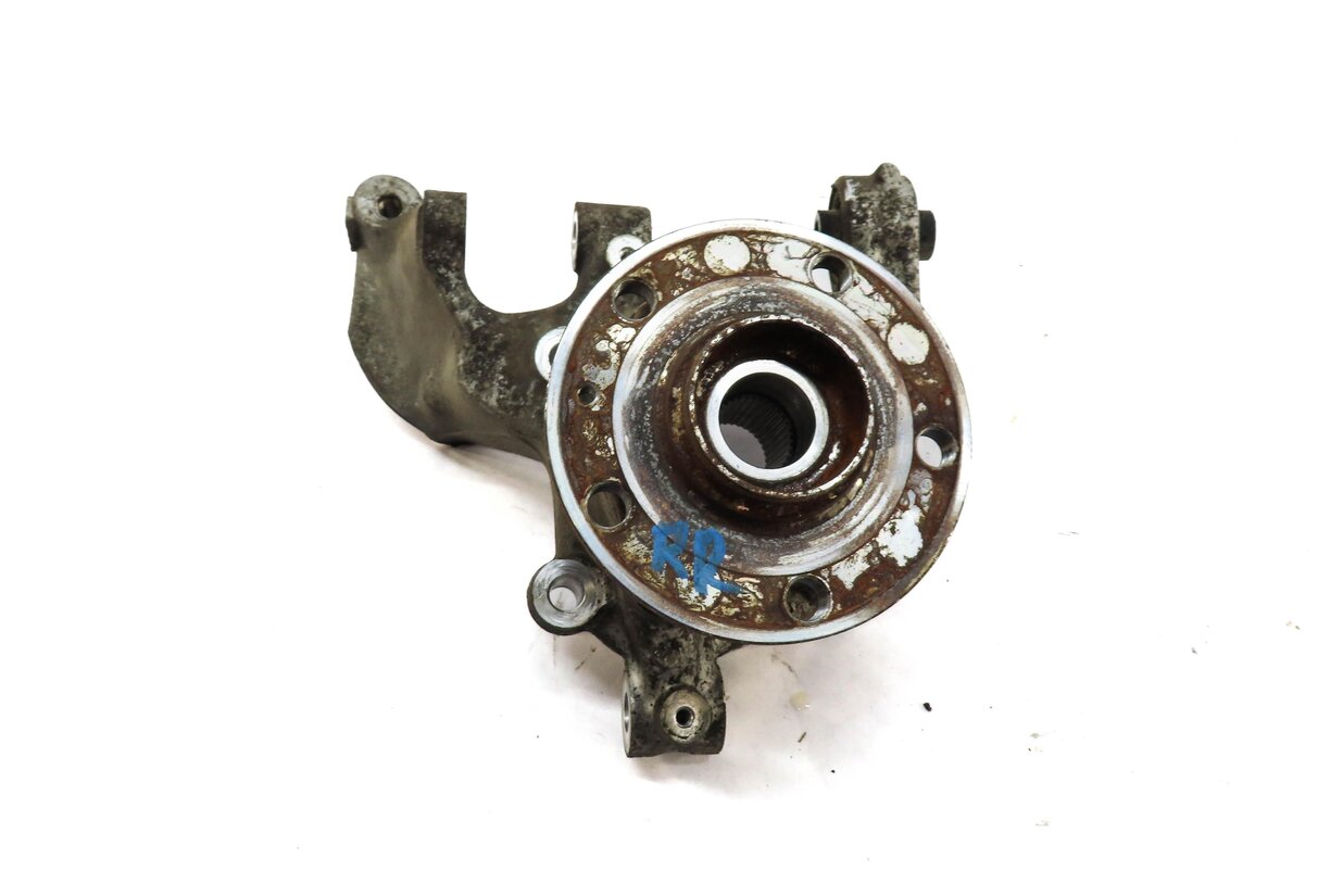 15-19 VW GOLF / AUDI A3 S3 RS3 (8V) AWD - RIGHT REAR SPINDLE KNUCKLE WHEEL HUB