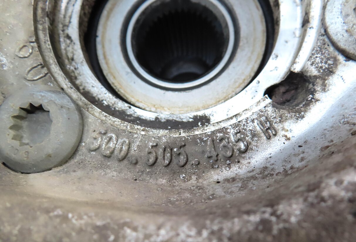 Thumbnail 6: 15-19 VW GOLF / AUDI A3 S3 RS3 (8V) AWD - LEFT REAR SPINDLE KNUCKLE WHEEL HUB