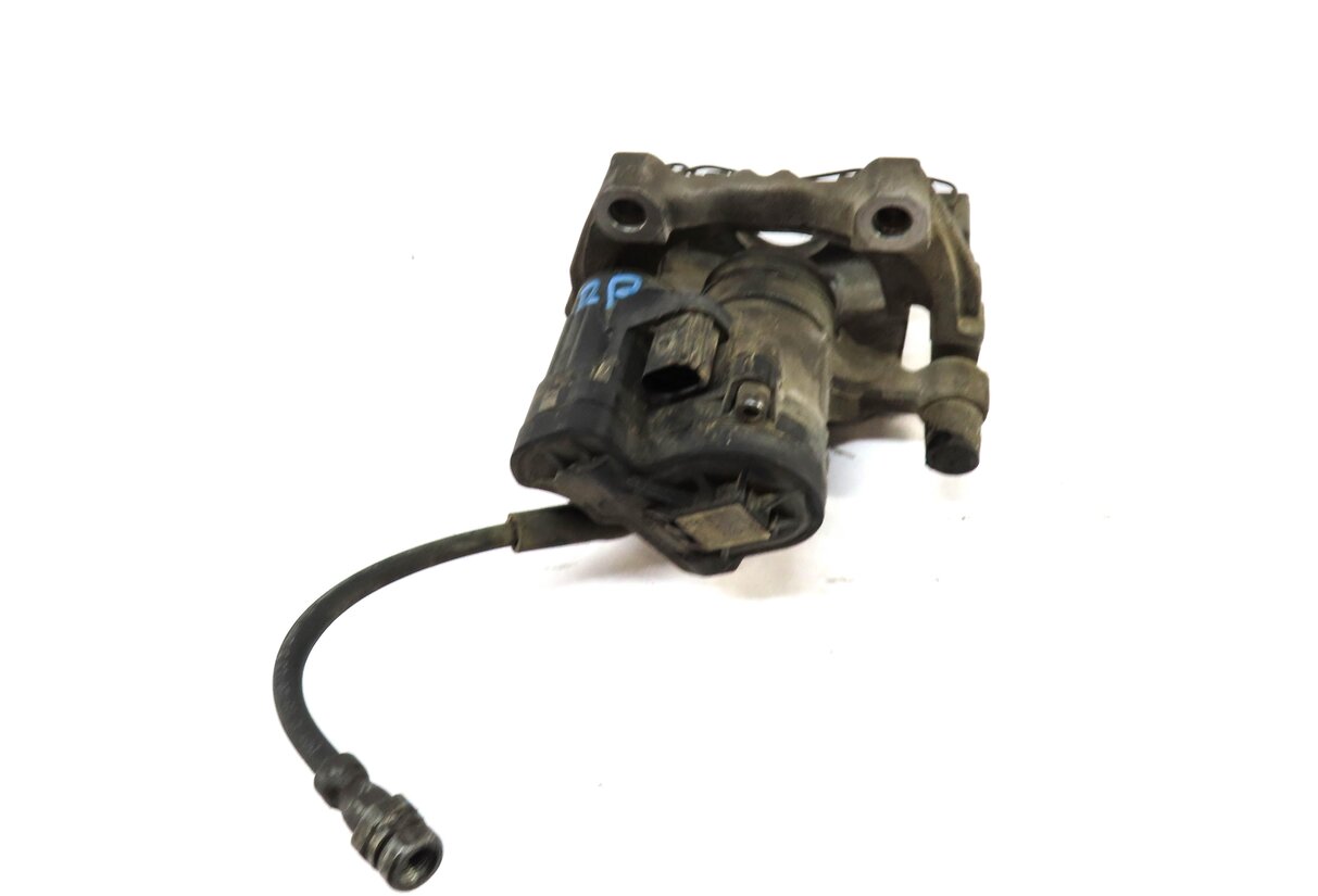 Thumbnail 4: 15-17 VW GOLF / 2015 AUDI A3 (8V) RIGHT PASSENGER REAR BRAKE CALIPER w/ ACTUATOR