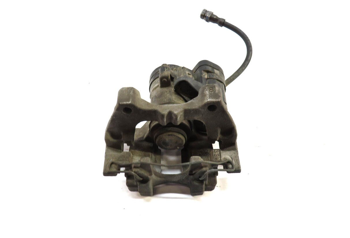 Thumbnail 5: 15-17 VW GOLF / 2015 AUDI A3 (8V) RIGHT PASSENGER REAR BRAKE CALIPER w/ ACTUATOR