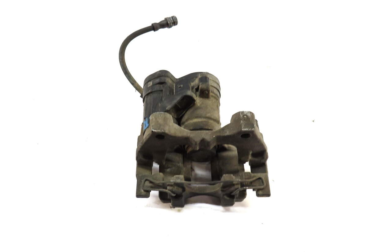 Thumbnail 5: 2015-2017 VW GOLF / 2015 AUDI A3 (8V) LEFT DRIVER REAR BRAKE CALIPER w/ ACTUATOR