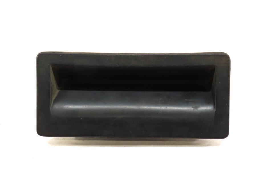 Thumbnail 2: 2015 AUDI A3 (8V) REAR HATCH TRUNK HANDLE 5N0827566T