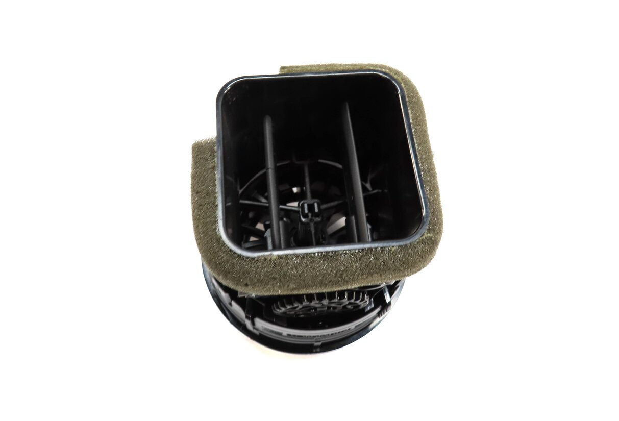 Thumbnail 3: 2015 AUDI A3 (8V) FRONT DASH DASHBOARD HVAC A/C HEATER BLACK AIR VENT 8V0820901C
