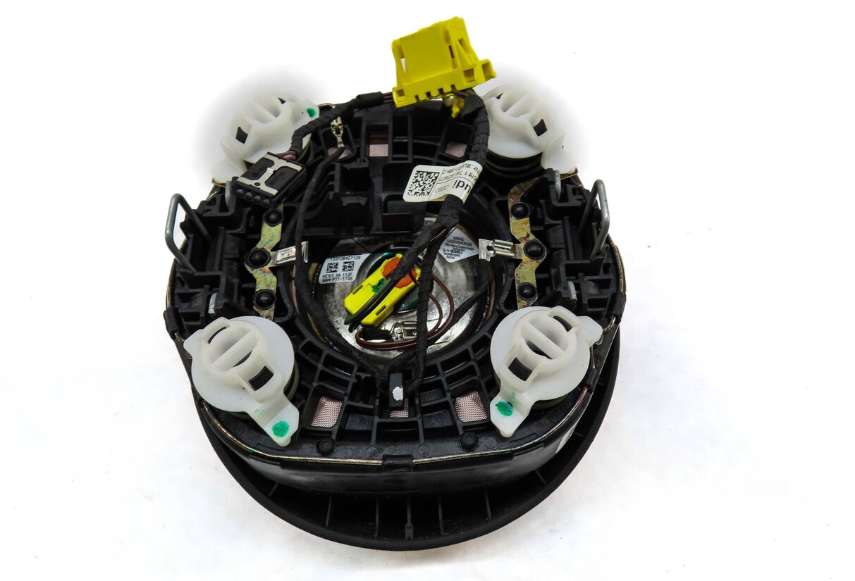 Thumbnail 4: 2015 AUDI A3 S3 (8V) LEFT FRONT DRIVER STEERING WHEEL AIRBAG AIR BAG (BLACK)