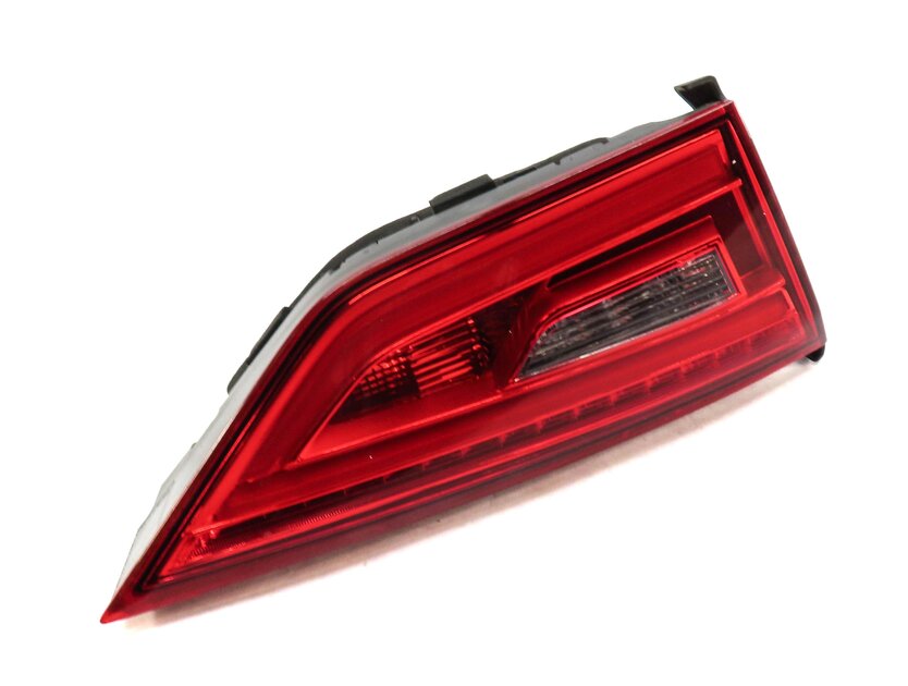 2015-2016 AUDI A3 S3 (8V) SEDAN CONVERTIBLE LEFT INNER LED TAILLIGHT LIGHT LAMP
