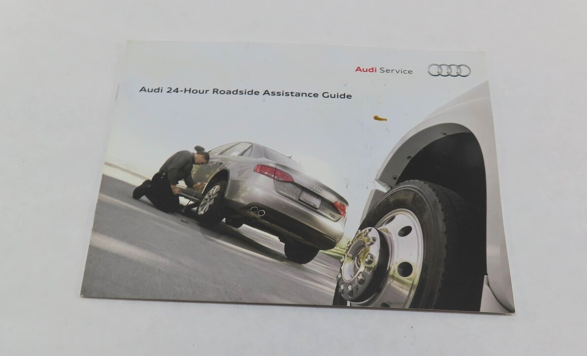 Thumbnail 8: 2015 AUDI A3 (8V) OWNERS MANUAL SET 5 w/ CARRYING CASE (BLACK)
