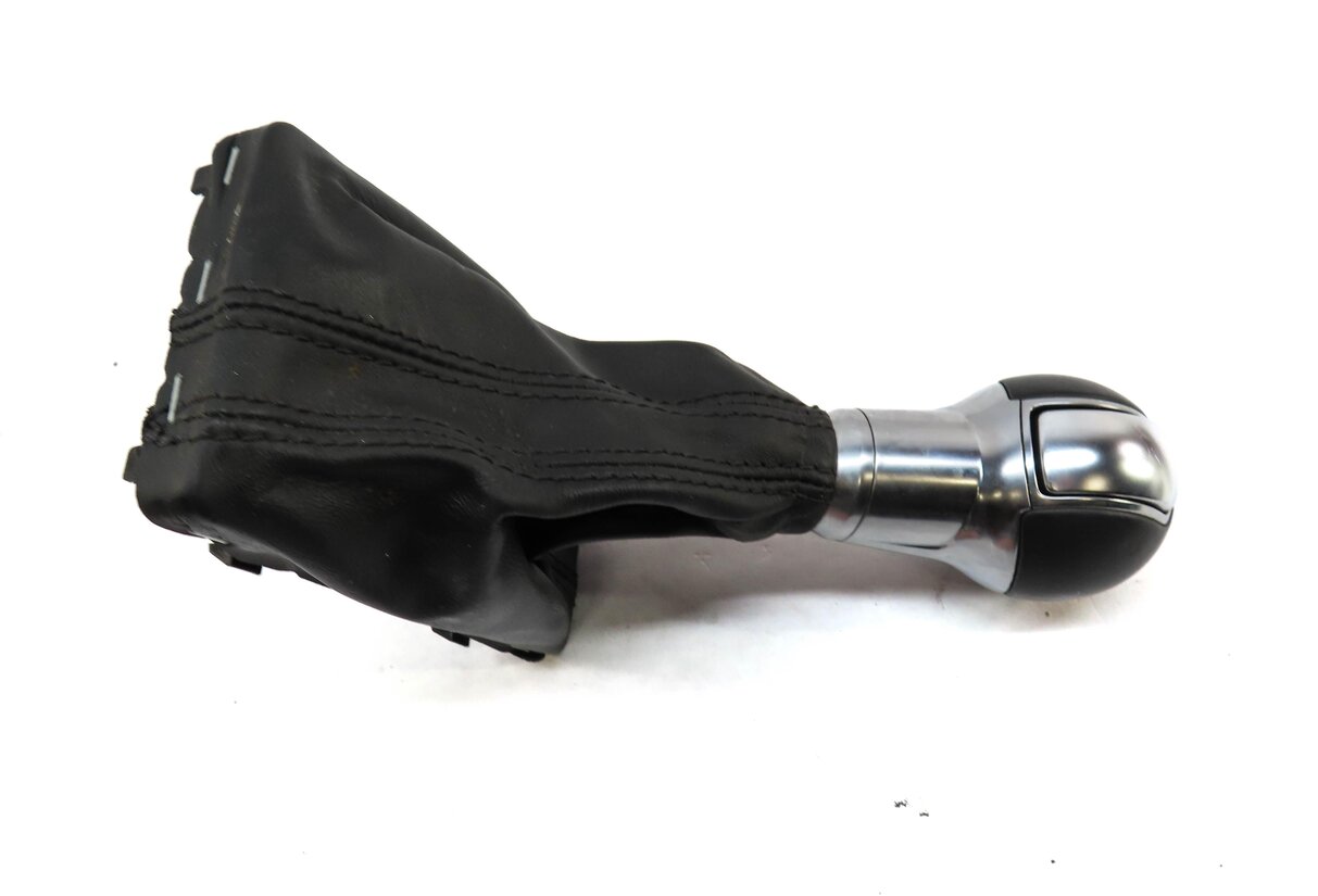 Thumbnail 2: 2015 AUDI A3 (8V) TRANSMISSION GEAR SHIFTER SHIFT HANDLE KNOB w/ BOOT