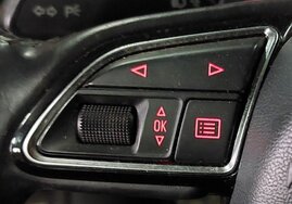 Thumbnail 2: 15-16 AUDI A3 (8V) LEFT DRIVER 3-SPOKE SPORT STEERING WHEEL w/ SWITCHES (BLACK)