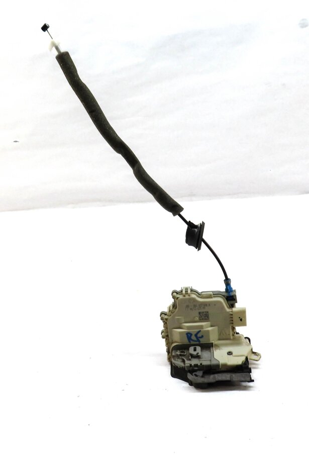 Thumbnail 2: 15-21 AUDI A3 S3 A4 Q5 TT (8V B9 MK3 FY) RIGHT FRONT PASSENGER DOOR LOCK LATCH