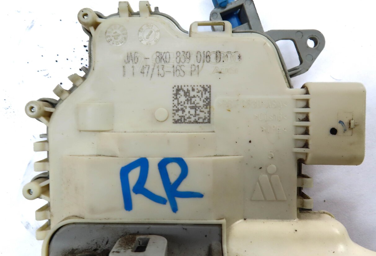 Thumbnail 10: 10-18 AUDI A3 A4 A8 Q3 Q5 S3 S4 SQ5 S8 (B8 D4 4H 8K 8R 8V) RIGHT REAR DOOR LATCH