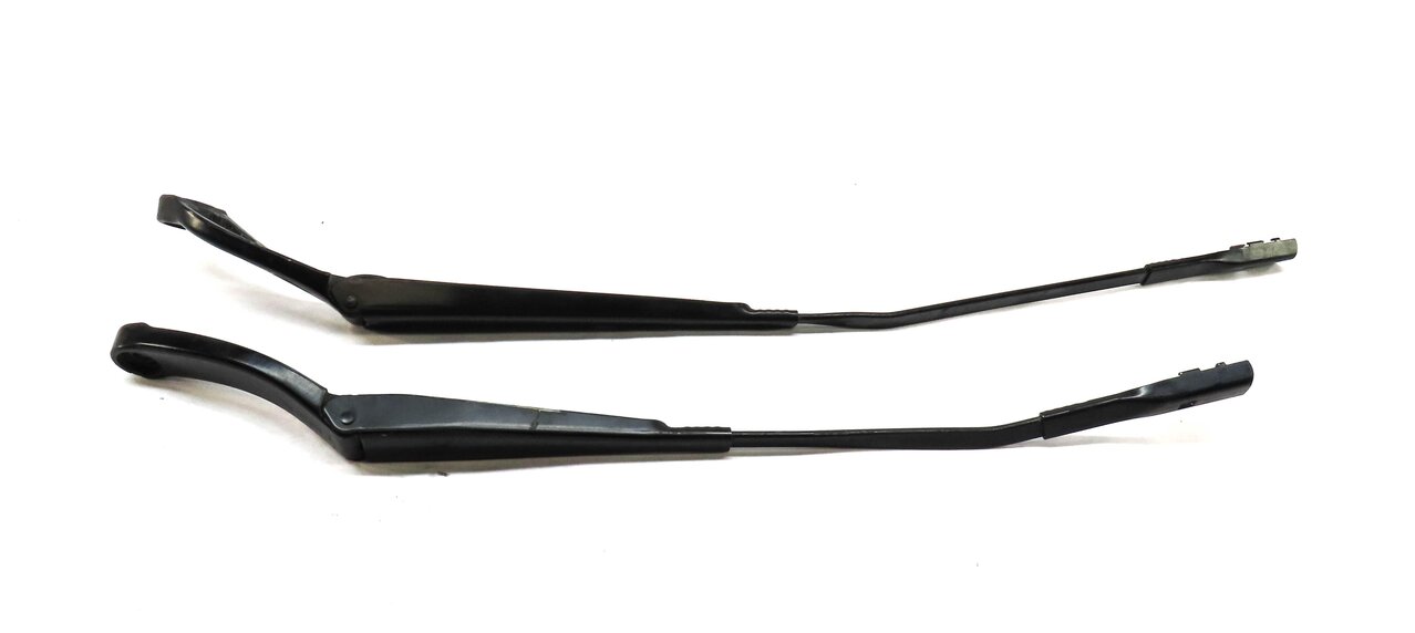 Thumbnail 2: 2015-2020 AUDI A3 S3 RS3 (8V 8Y) FRONT LEFT & RIGHT WINDSHIELD WIPER ARM SET-2