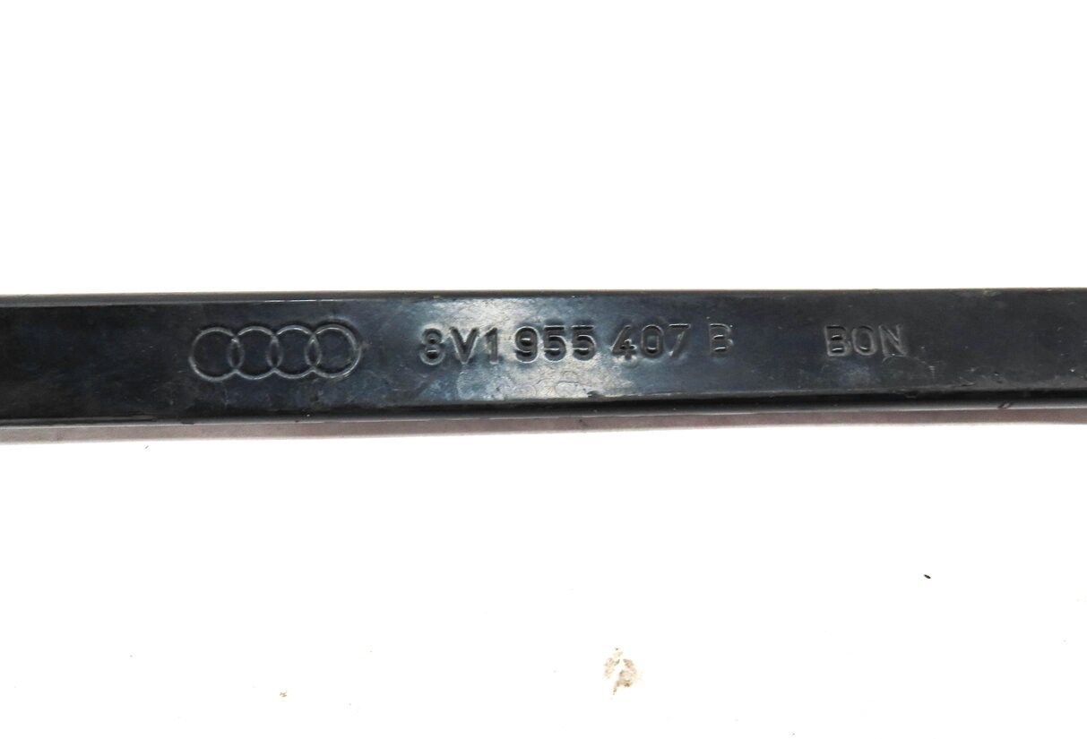 Thumbnail 4: 2015-2020 AUDI A3 S3 RS3 (8V 8Y) FRONT LEFT & RIGHT WINDSHIELD WIPER ARM SET-2