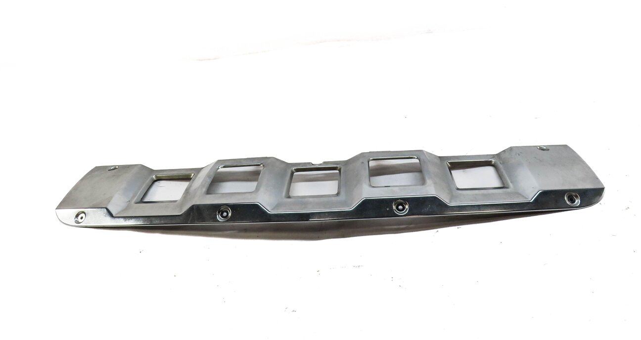 Thumbnail 2: 2008 MERCEDES GL550 (X164) FRONT SKID PLATE LOWER BUMPER TRIM (SILVER)