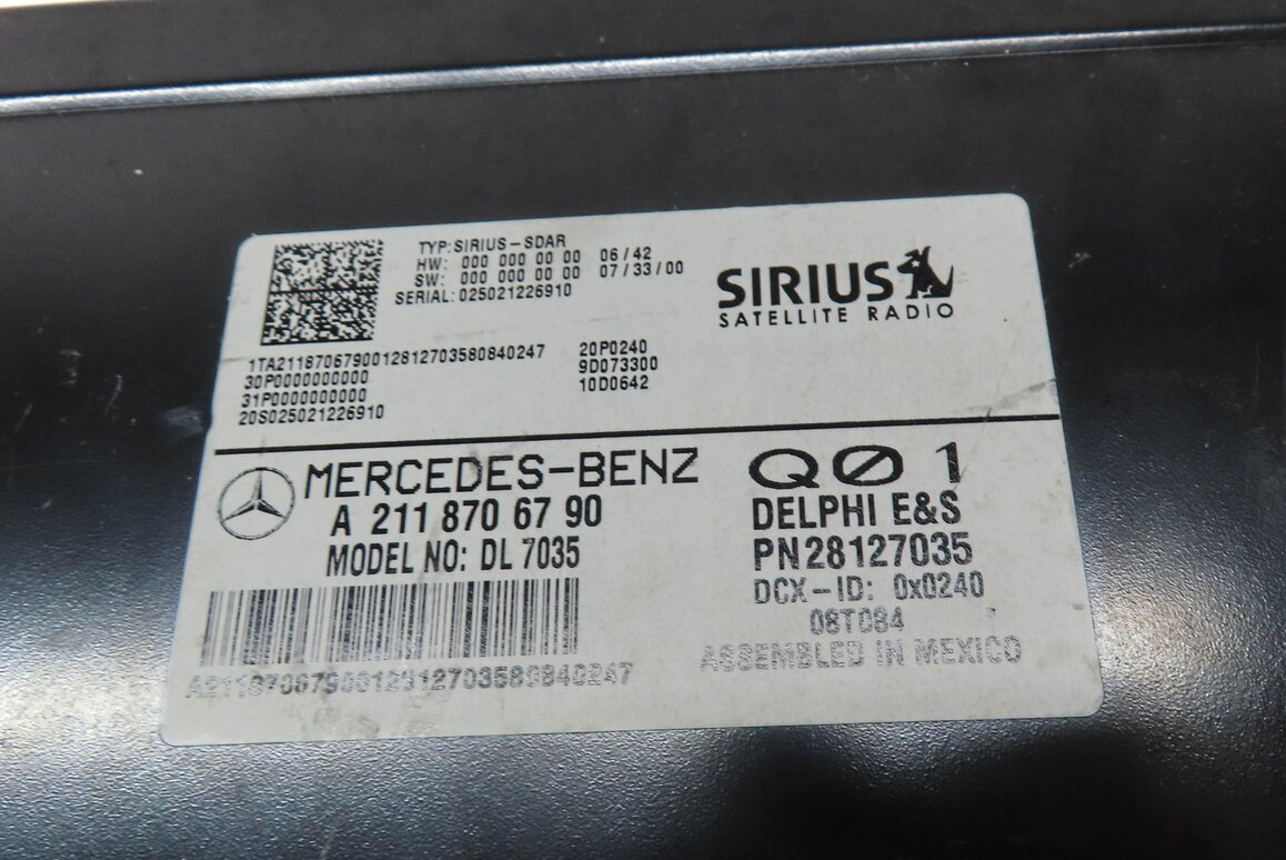 Thumbnail 4: 07-12 MERCEDES E GL ML CLK R (W211 W164 X164) SIRIUS SATELLITE RADIO RECEIVER
